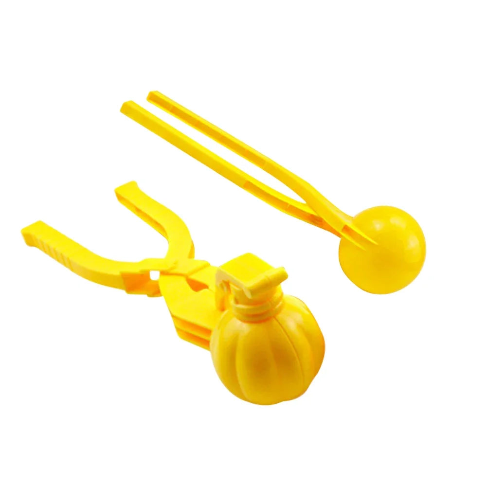 Cartoon Snow Mold with Handle Clay Ball Maker Plastic Creative Snowballs Mold