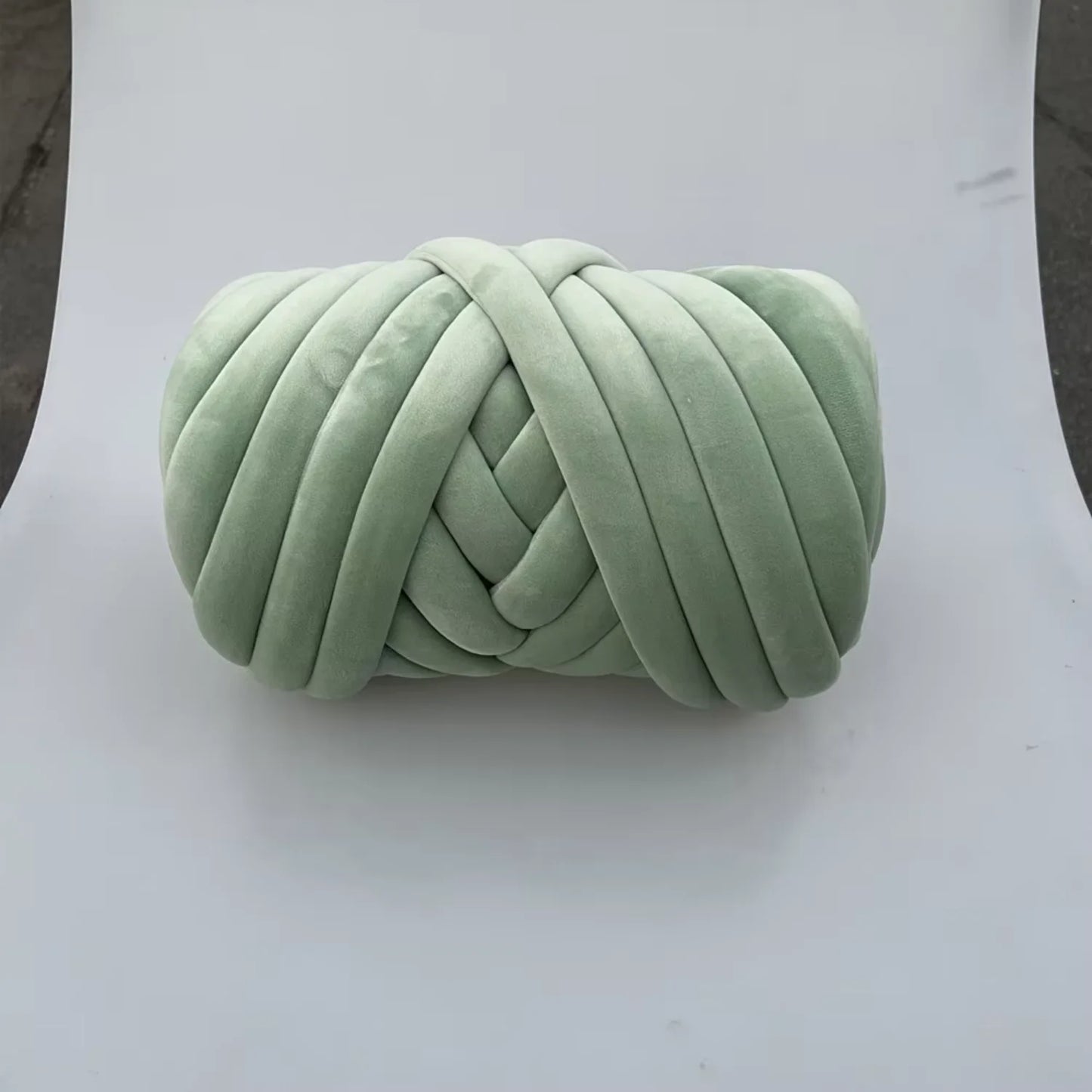 Soft Velvet Giant Arm Knitting Chunky Tube Yarn 250g