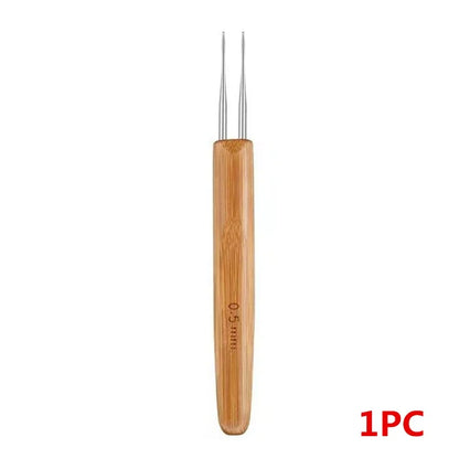 1Pc 0.5mm/0.75mm Dreadlock Crochet Hook Wood Needles Hair Tool for Braid Craft