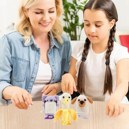 Beginner Crochet Kit Cute Animal Knitting Kit Easy Walking Banana Duck Kitten Puppy Set With Step-by-Step Video