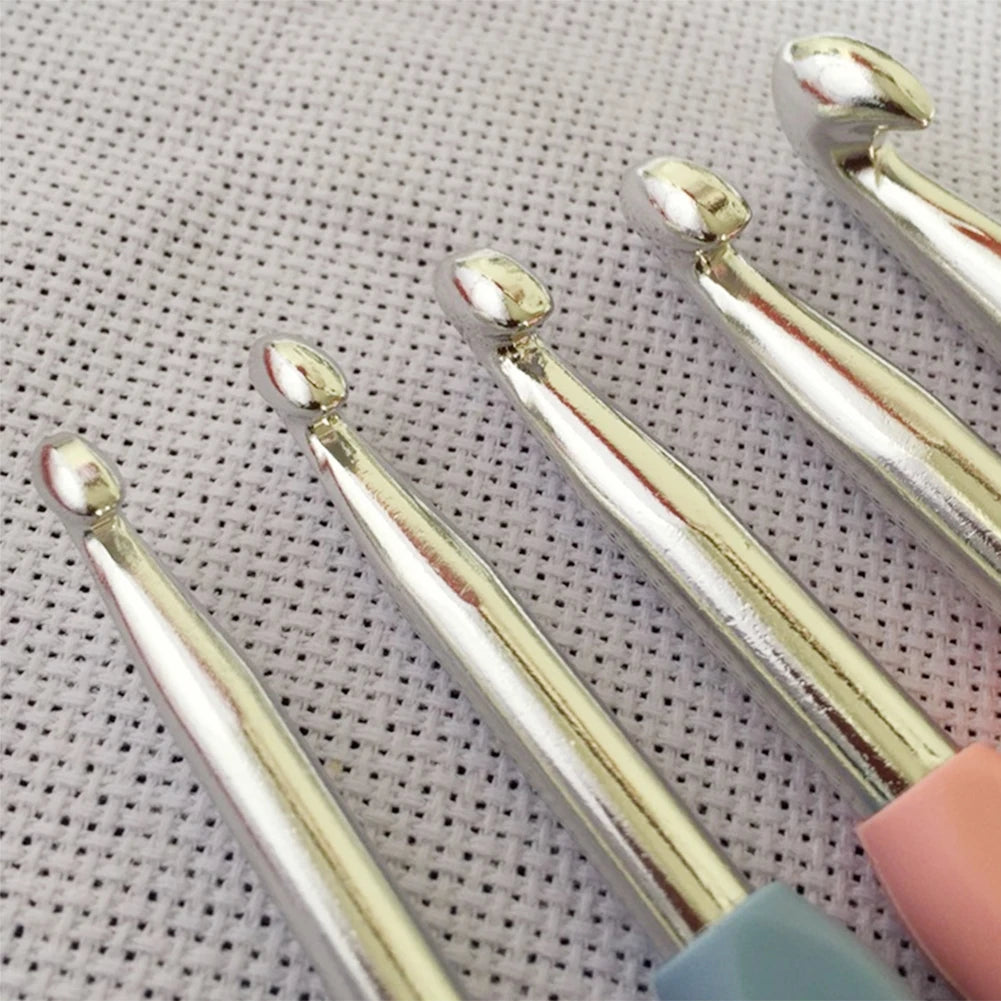 14Pcs Knitting Needles Kit 2.0-8.0mm Crochet Kit Yarn