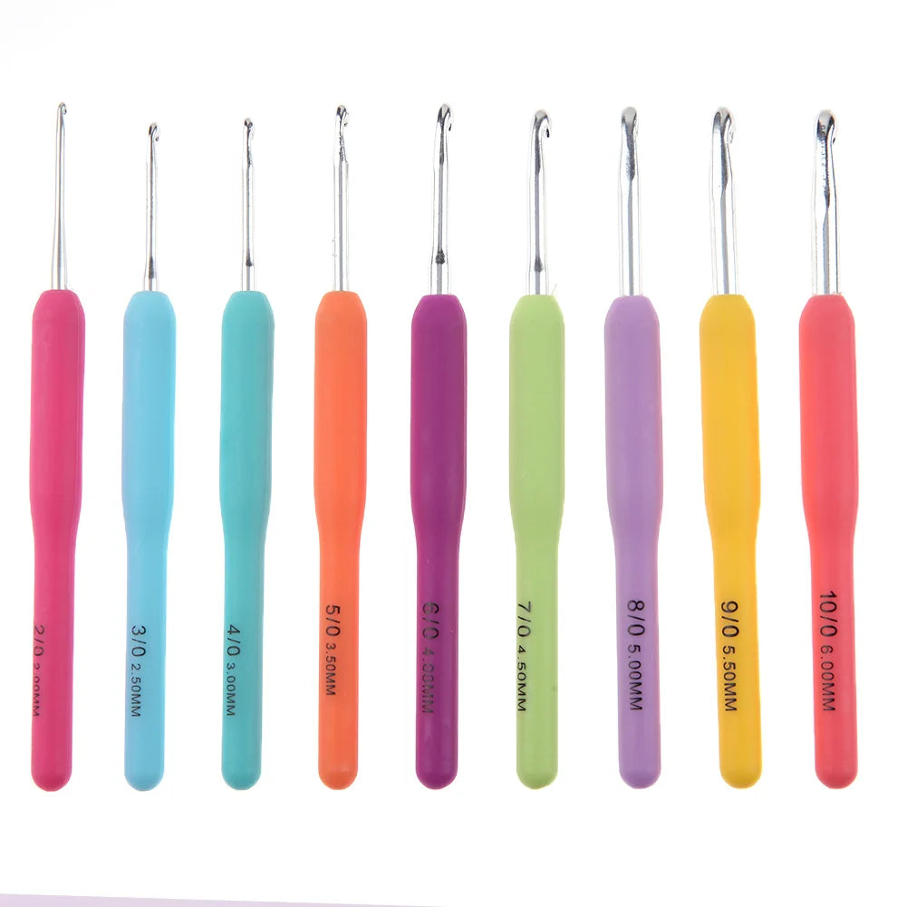 Colorful Crochet Hook Kits Soft Silicone Grip Knitting Needles Cushioned Handle
