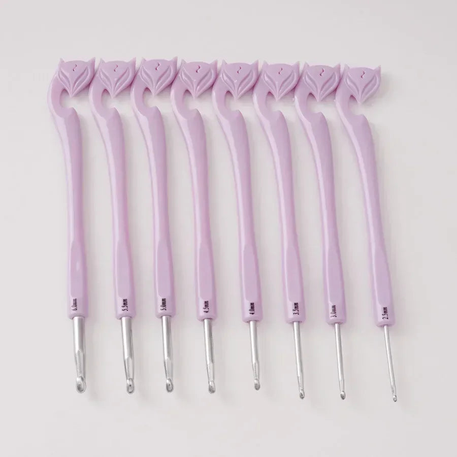 Plastic Handle Aluminum Crochet A Set of 8 2.5-6.0mm Card Packaging Knitting Tools Sweater Needle