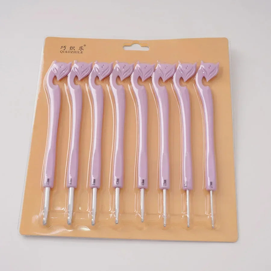 Plastic Handle Aluminum Crochet A Set of 8 2.5-6.0mm Card Packaging Knitting Tools Sweater Needle